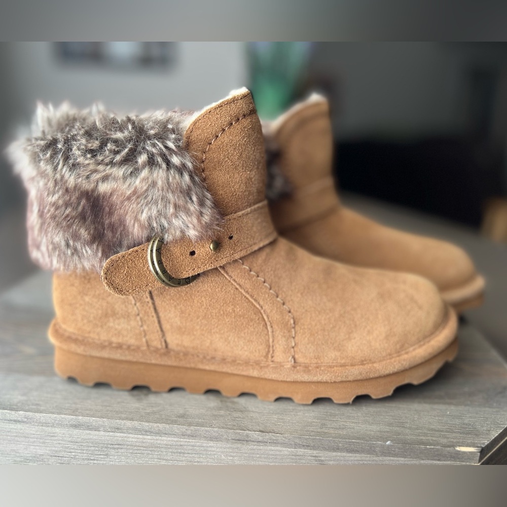 BearPaw KoKo Tan Short Boot with Faux Fur Trim